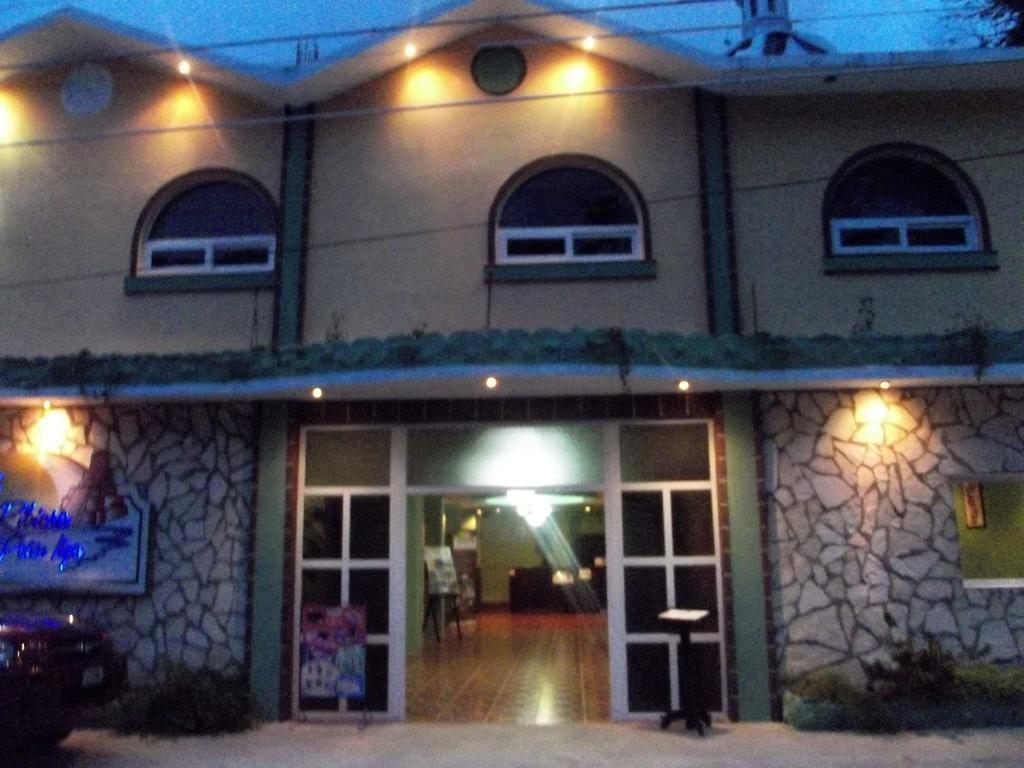 Hotel Ribiera Del Lago Peten Itza San Roman Bagian luar foto