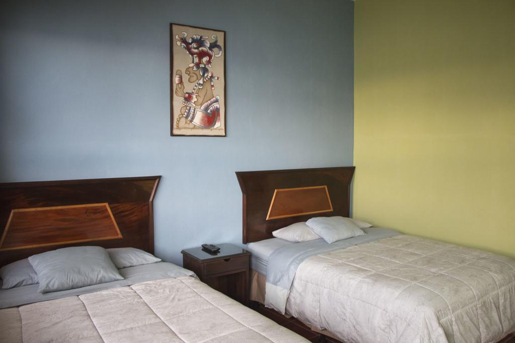 Hotel Ribiera Del Lago Peten Itza San Roman Bagian luar foto