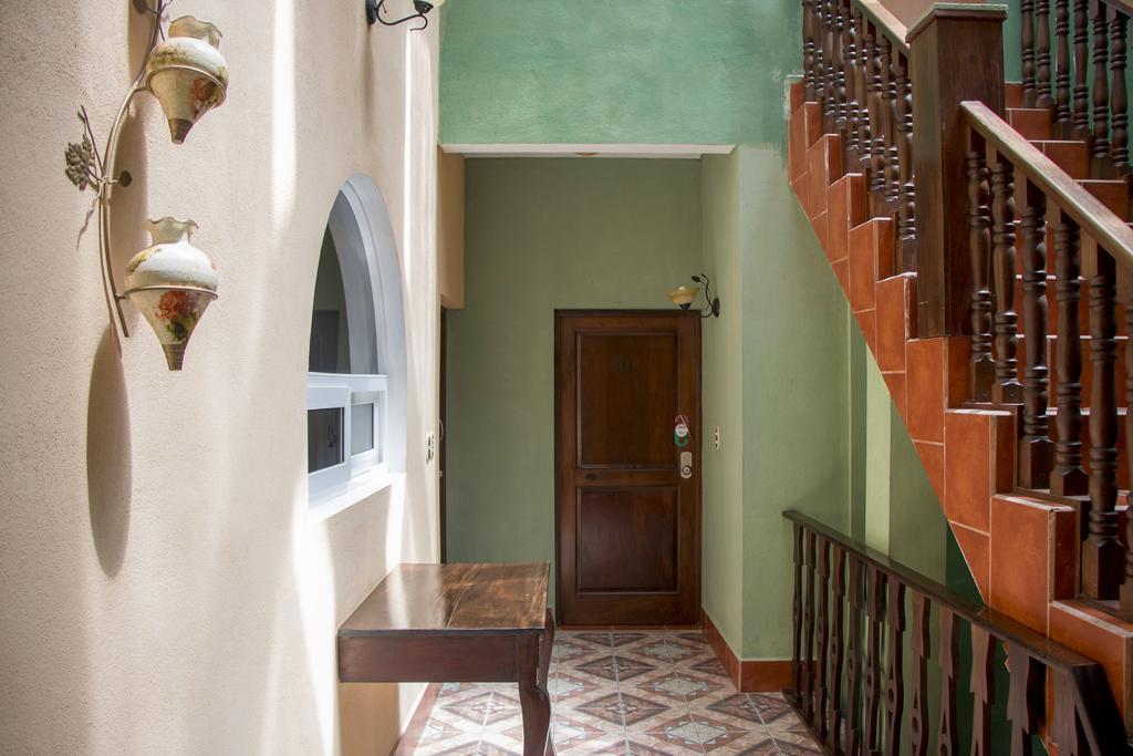 Hotel Ribiera Del Lago Peten Itza San Roman Bagian luar foto