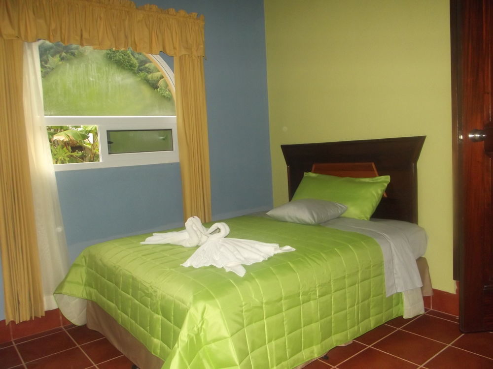 Hotel Ribiera Del Lago Peten Itza San Roman Bagian luar foto