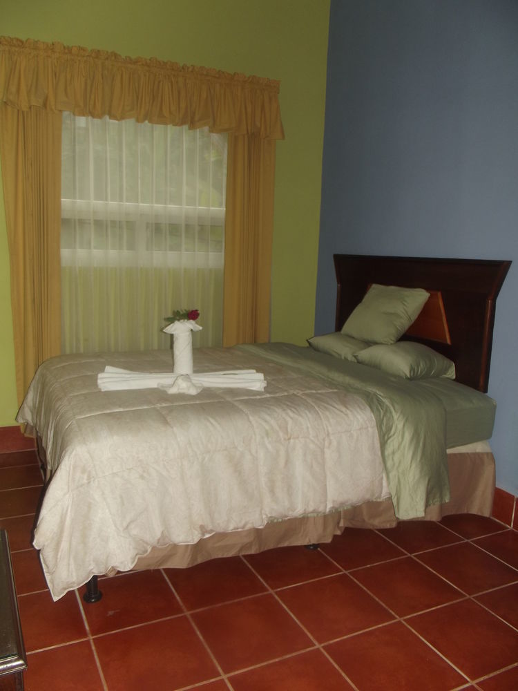 Hotel Ribiera Del Lago Peten Itza San Roman Bagian luar foto