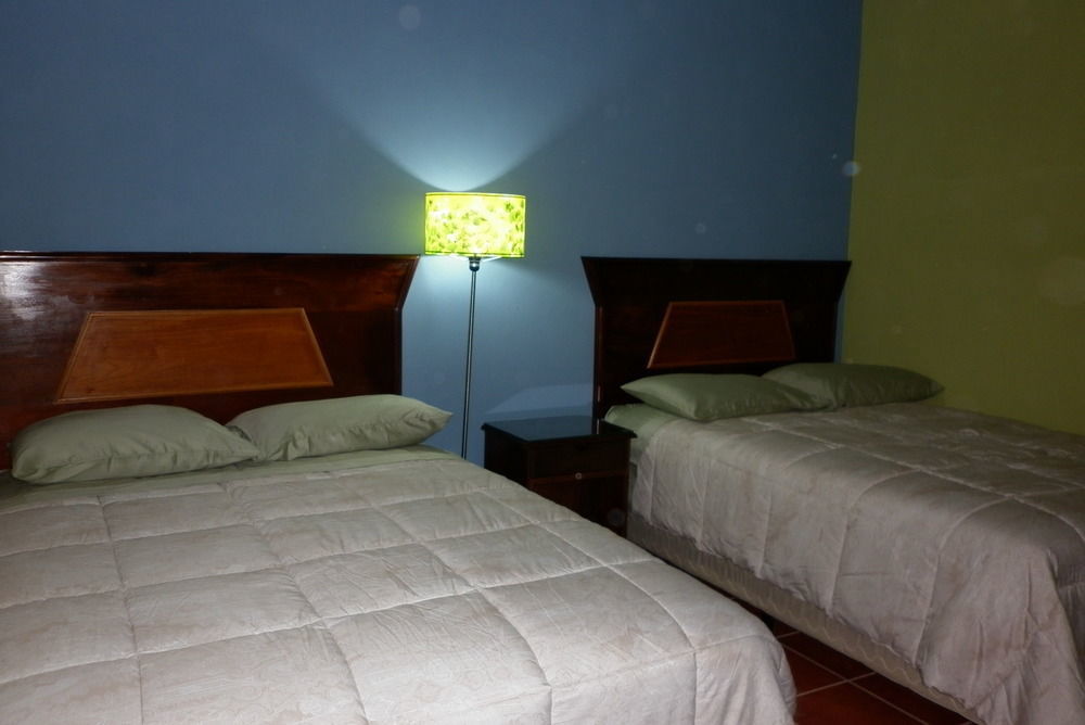 Hotel Ribiera Del Lago Peten Itza San Roman Bagian luar foto