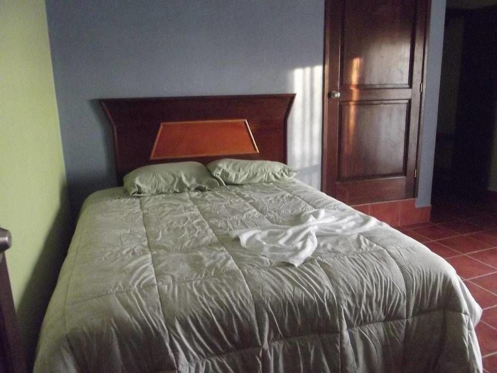 Hotel Ribiera Del Lago Peten Itza San Roman Bagian luar foto