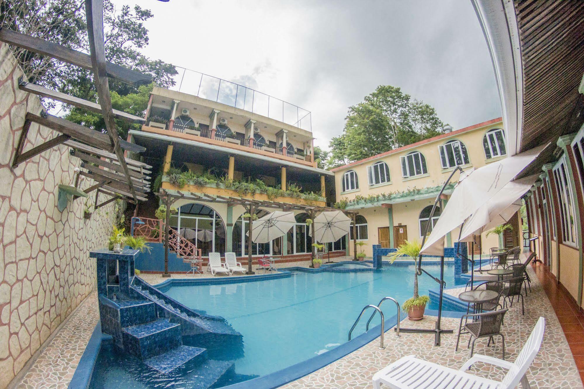 Hotel Ribiera Del Lago Peten Itza San Roman Bagian luar foto
