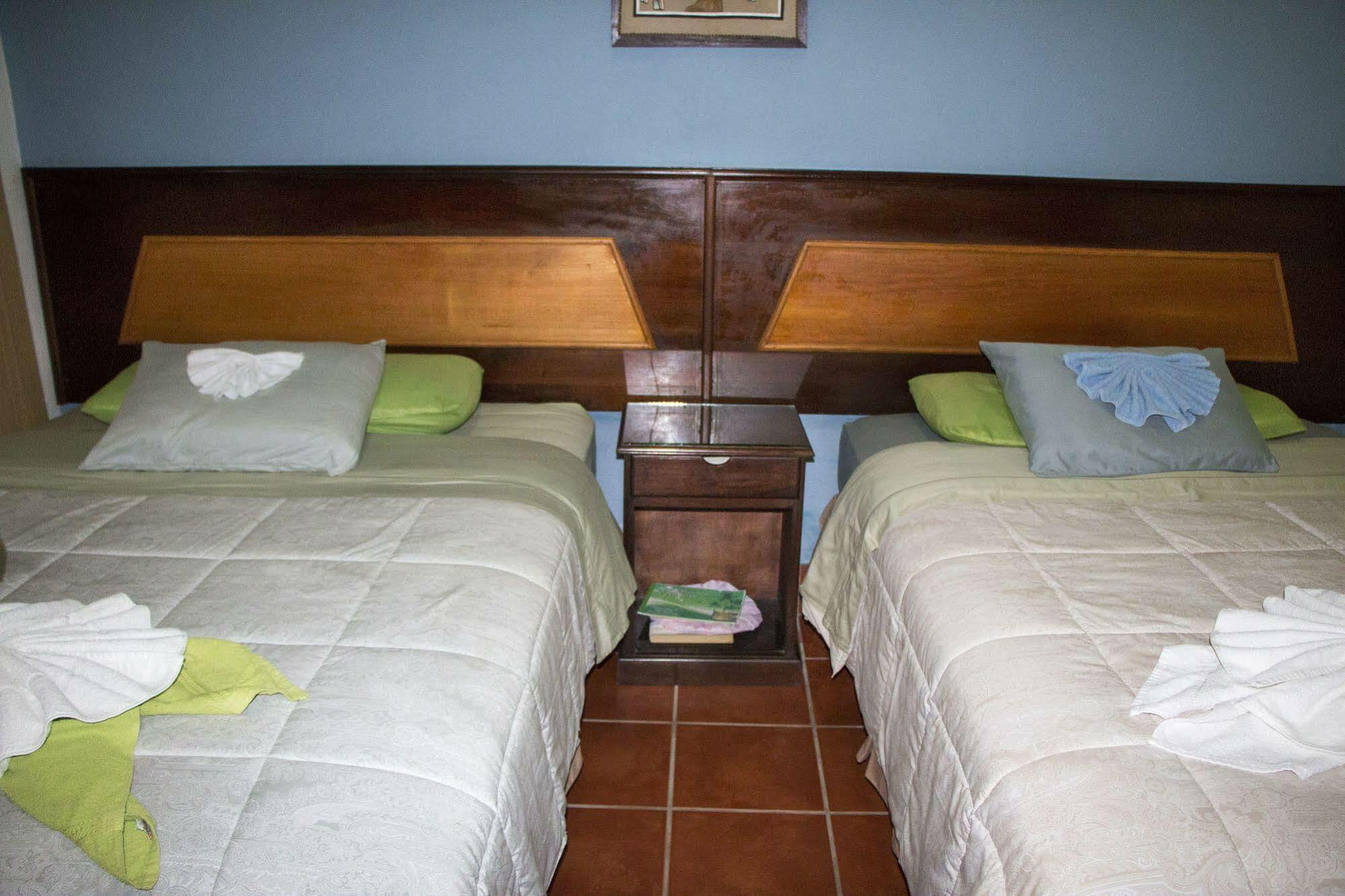 Hotel Ribiera Del Lago Peten Itza San Roman Bagian luar foto