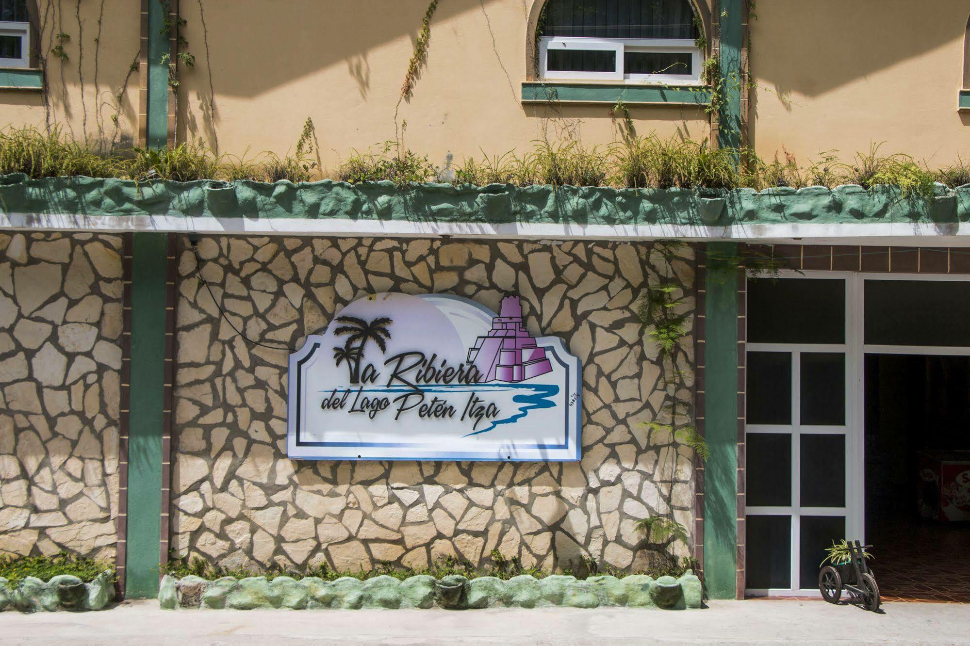 Hotel Ribiera Del Lago Peten Itza San Roman Bagian luar foto